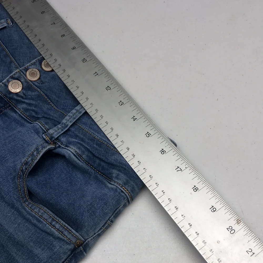 IBIZA DISTRESS JEAN SHORTS 13/32 ⭐ - Picture 10 of 11